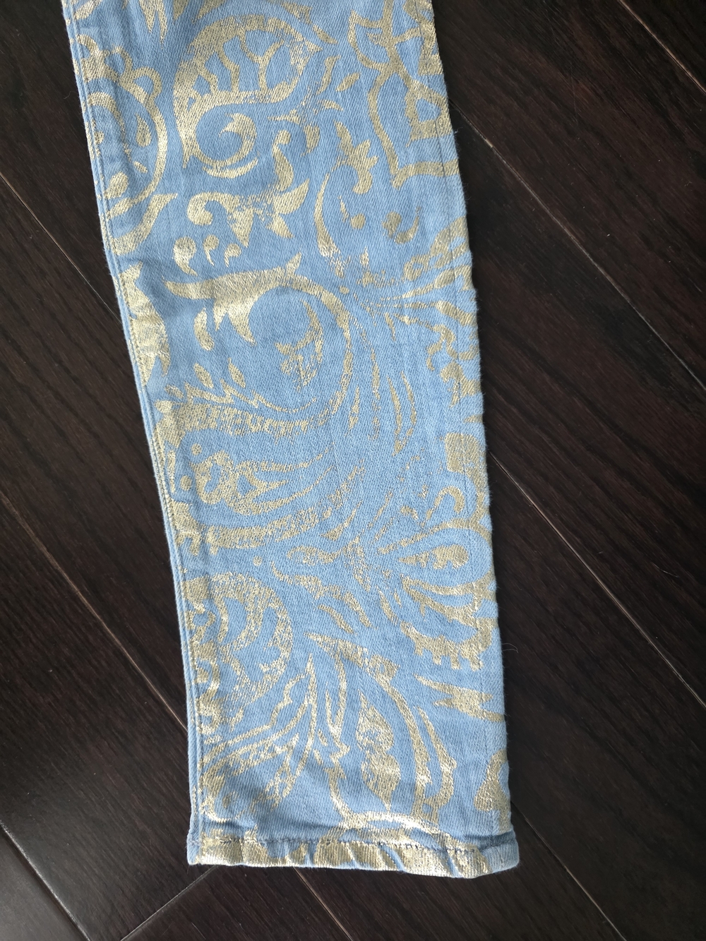 MOTHER Light Blue Metallic print denim Jeans - Picture 3 of 9